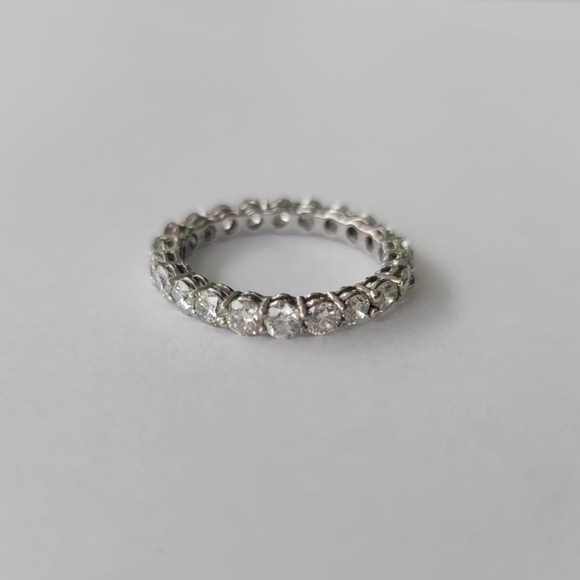 Genuine 2.00ct Diamond & Platinum Eternity Band - Picture 3 of 16